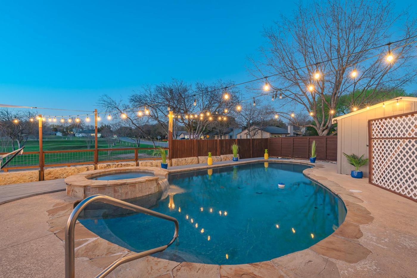 Stunning Pool Overlooking Golf Course & Game Room سان أنطونيو المظهر الخارجي الصورة