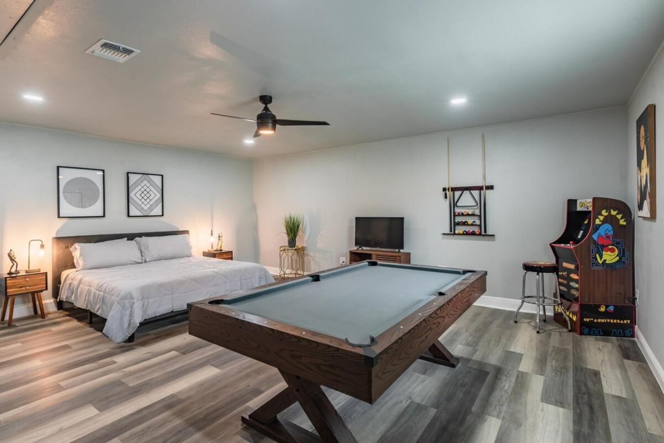 Stunning Pool Overlooking Golf Course & Game Room سان أنطونيو المظهر الخارجي الصورة